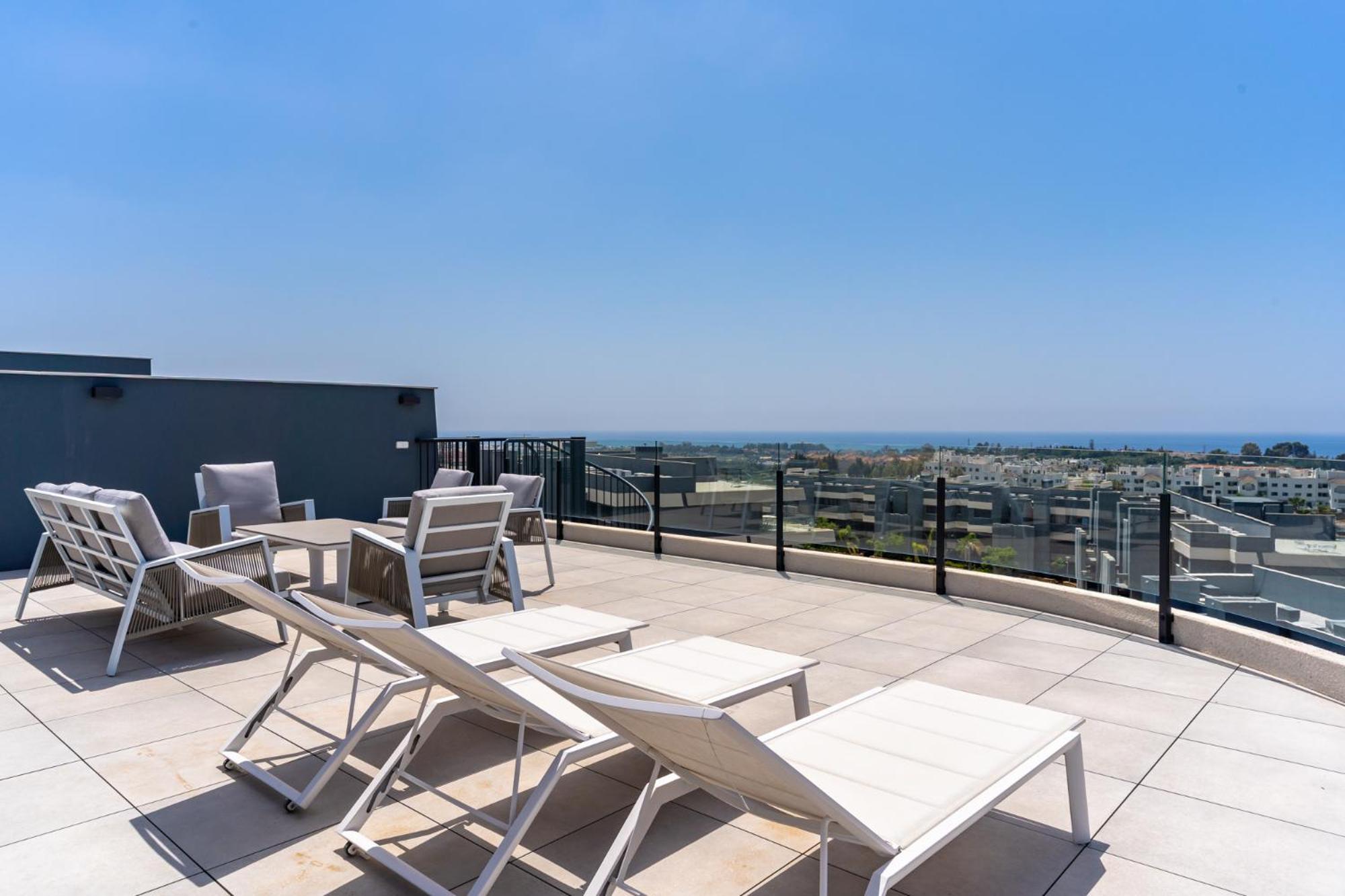 Oasis 832d Fase 2 With Sea View Estepona