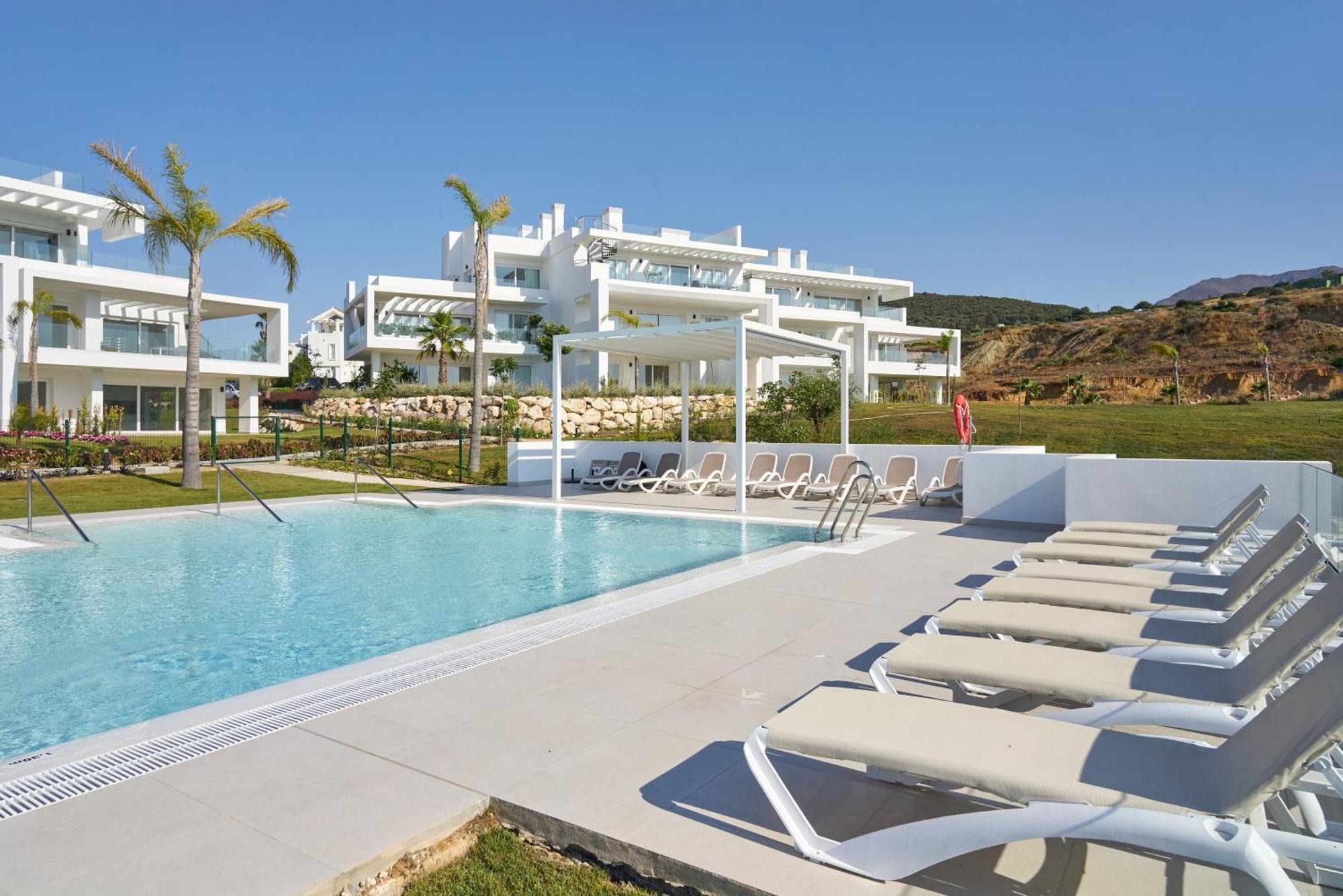 Appartement Stylish 2 Bedroom In Alcazaba Lagoon Casares
