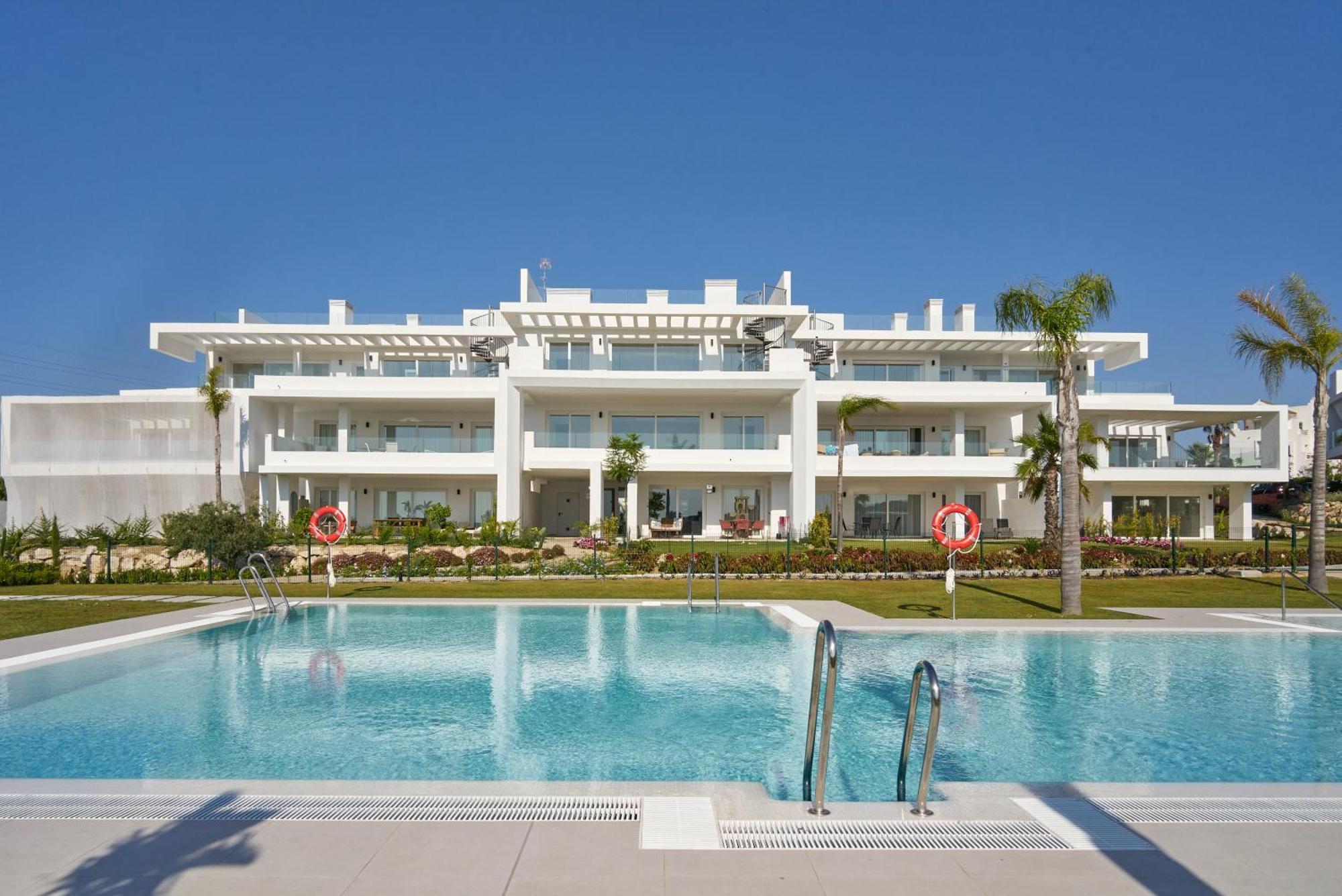 Appartement Stylish 2 Bedroom In Alcazaba Lagoon *