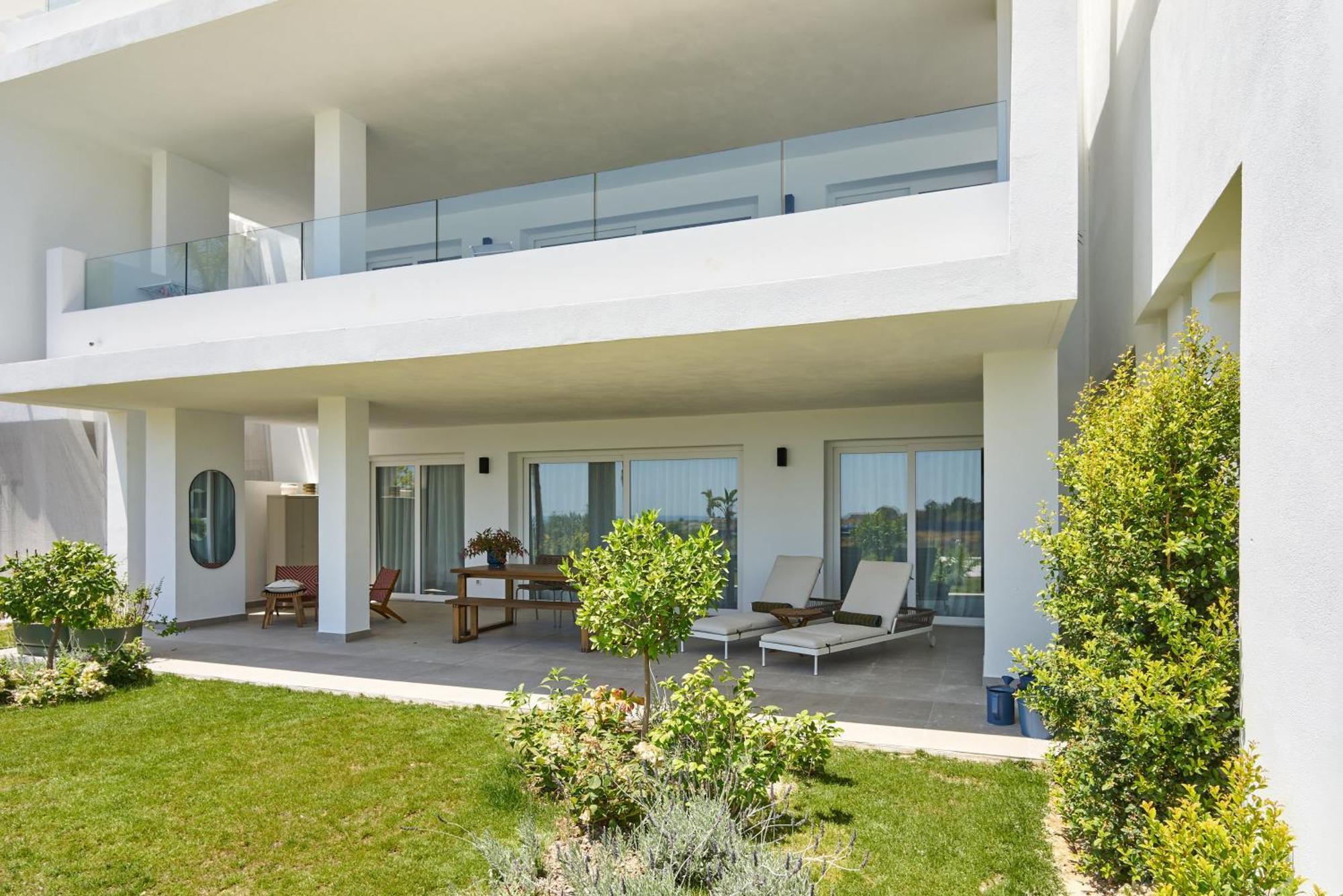 Stylish 2 Bedroom In Alcazaba Lagoon * Casares