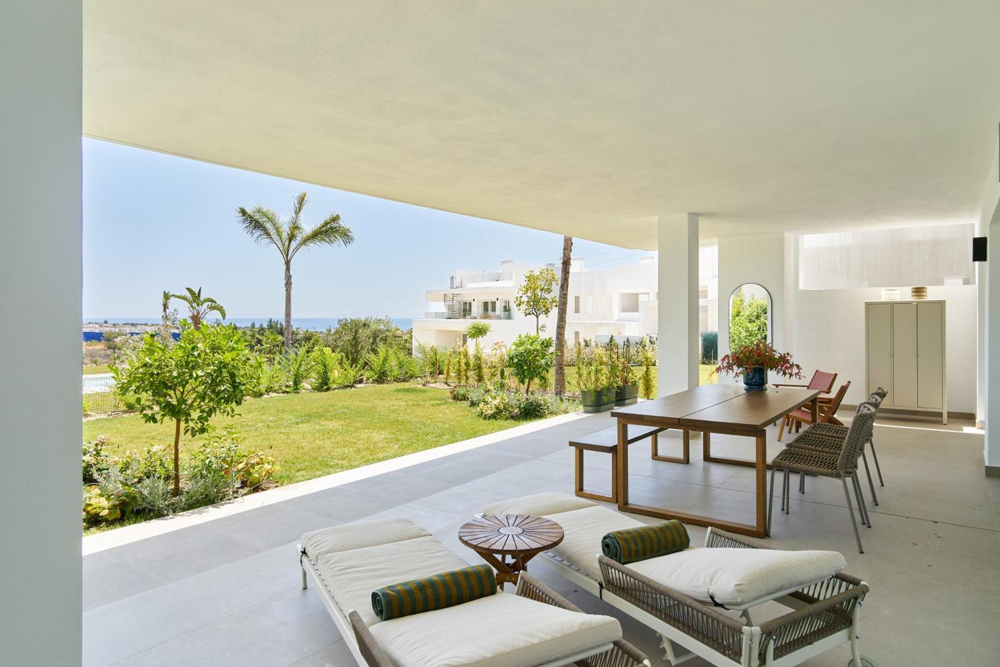 Stylish 2 Bedroom In Alcazaba Lagoon Casares