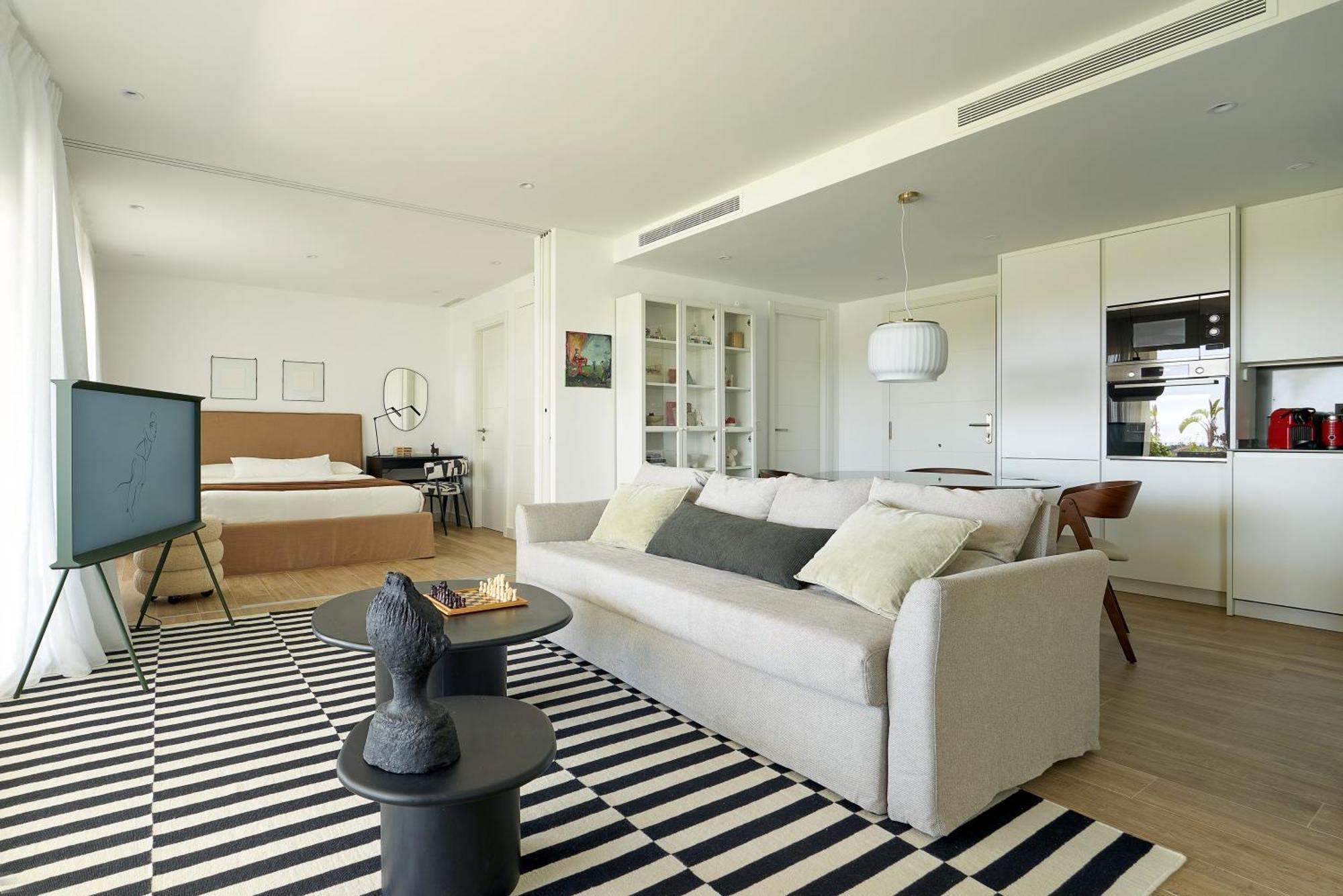 Appartement Stylish 2 Bedroom In Alcazaba Lagoon