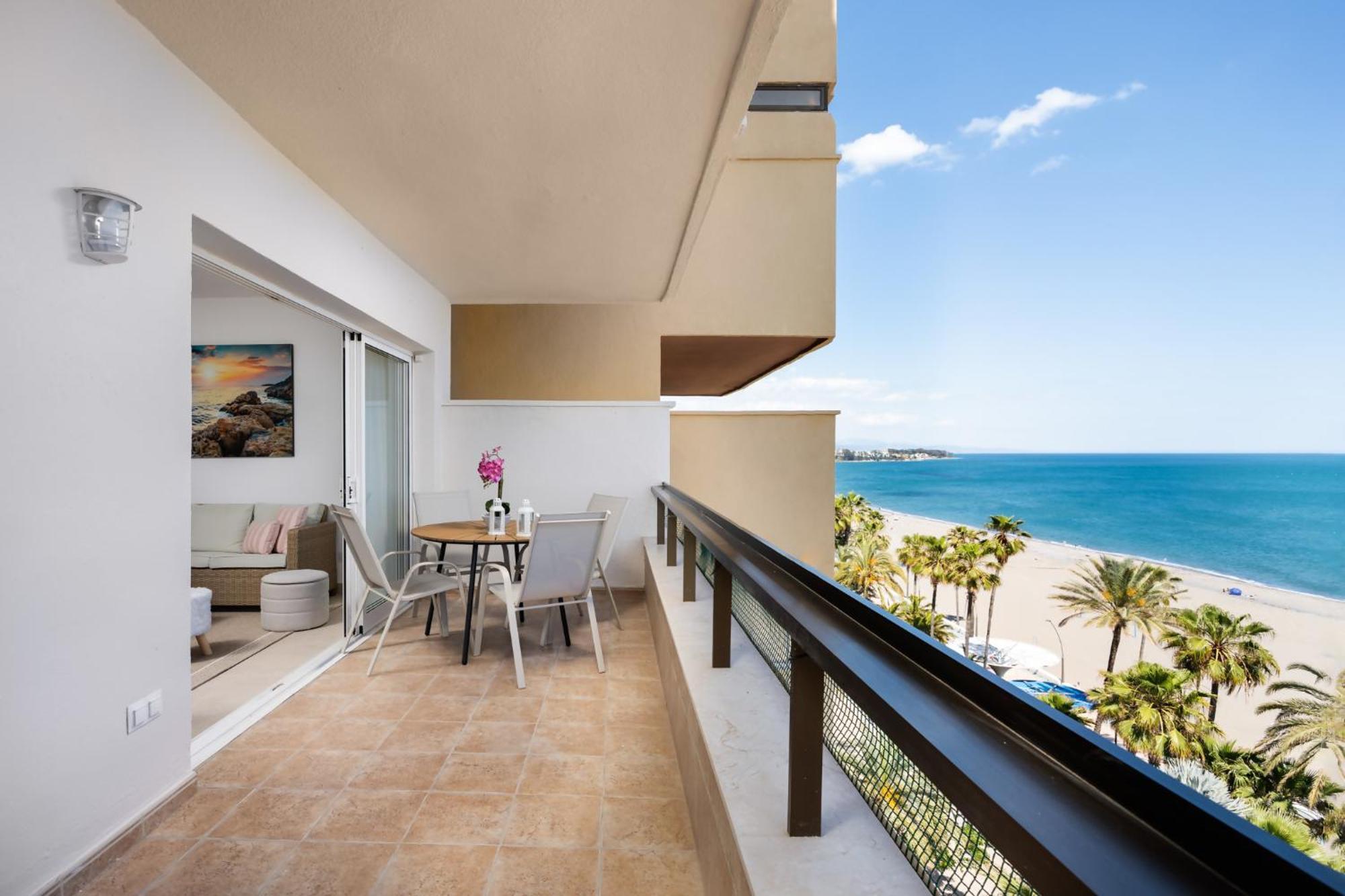 Apartment Paseo Maritimo Primera Linea De Playa