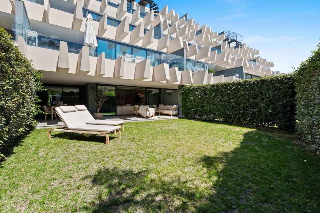 Oasis 325 Hideaway Luxe Garden * Estepona