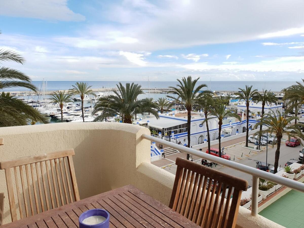 Fantastic In Front Of The Sea & Marina