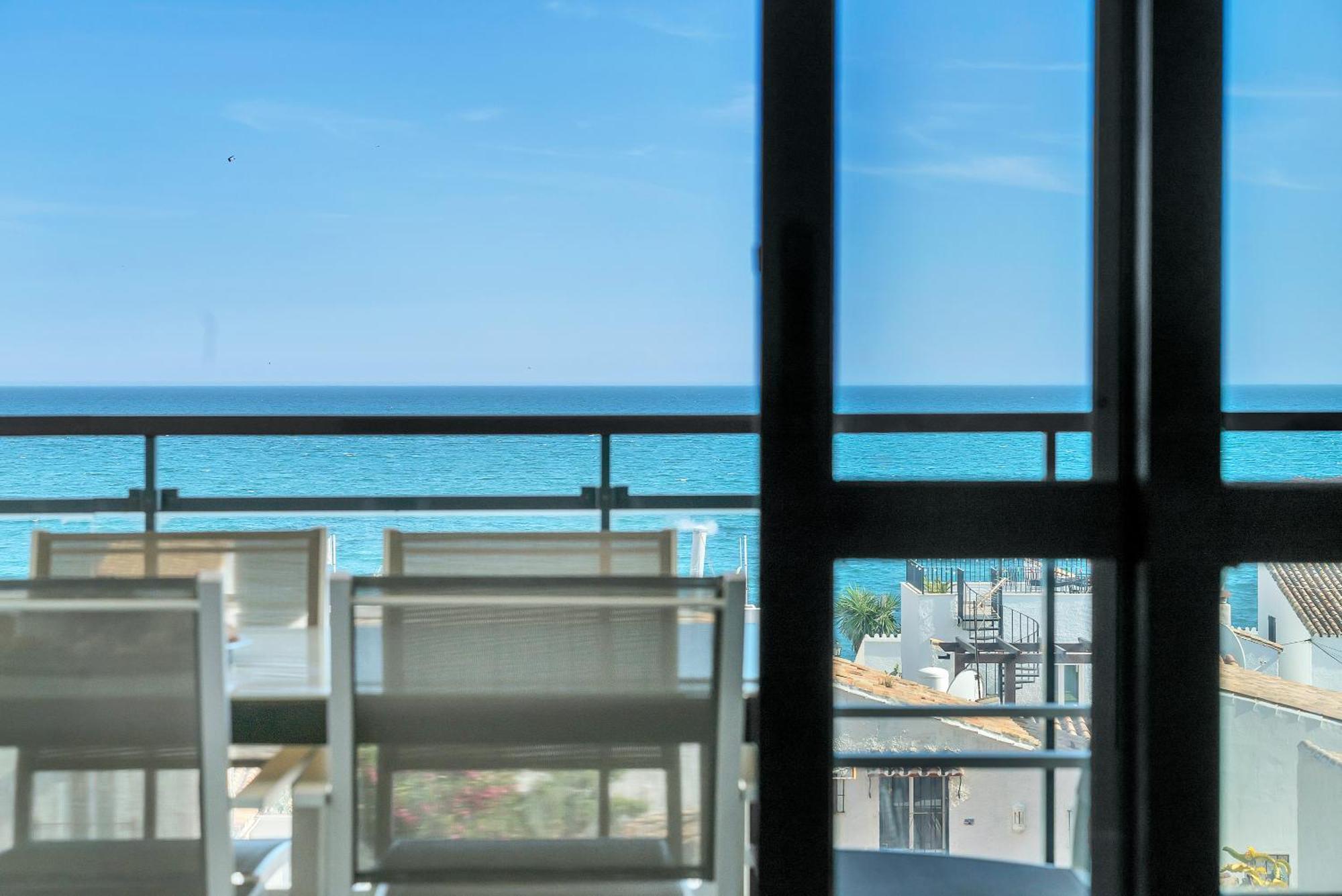 Cosmo Beach Estepona 155M2 With A Sea View *