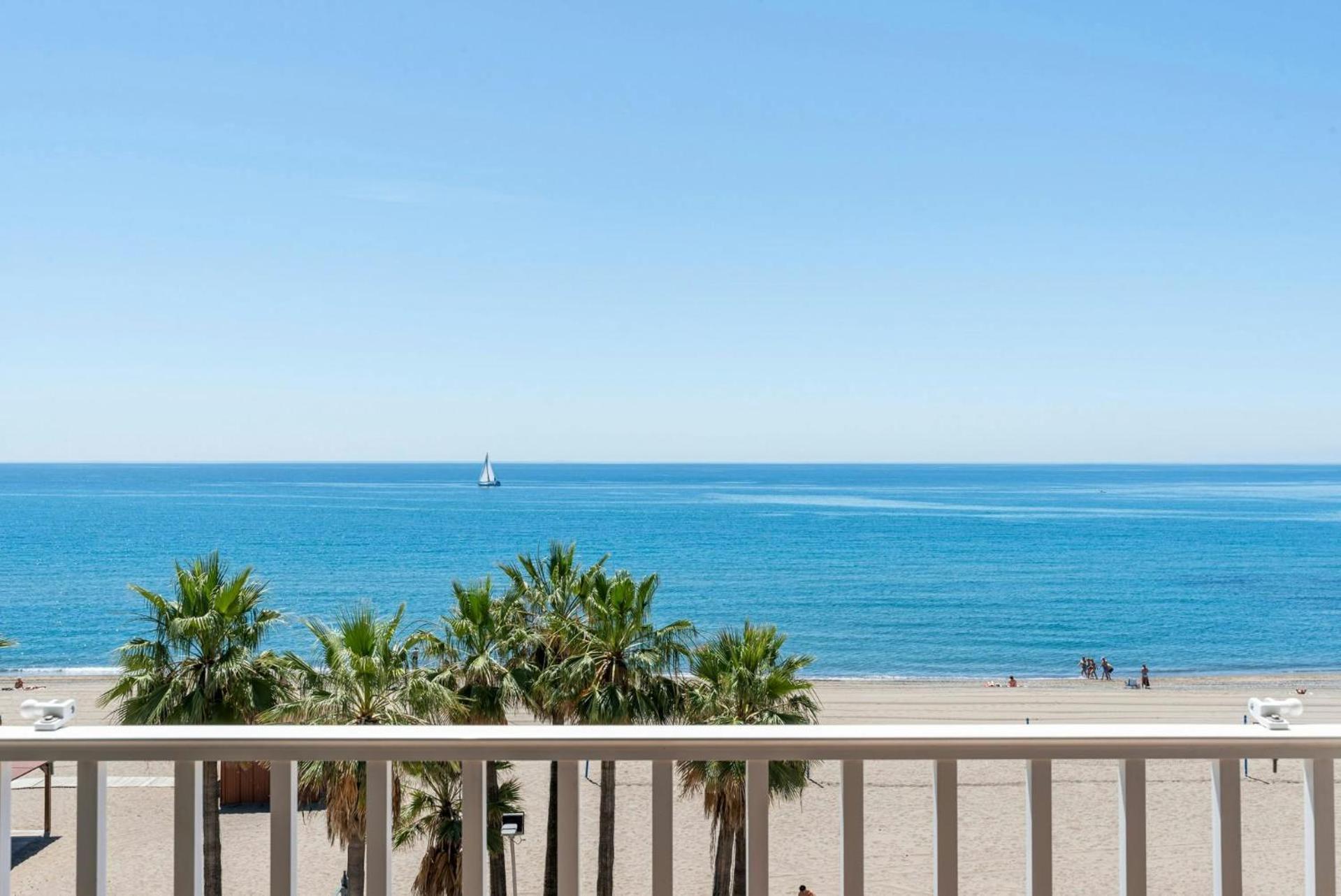 Apartment Bonito Piso En Primera Linea De Playa En Estepona