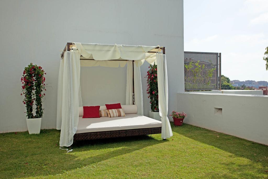 Alanda Los Flamingos Apartment