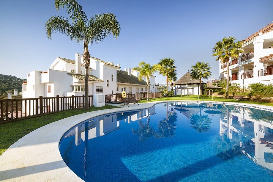 Albayt & 3* Estepona
