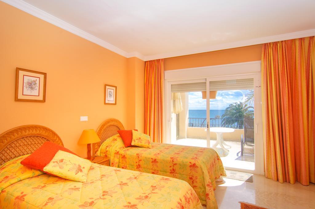 Holiday home Penthouse Venalmar Estepona