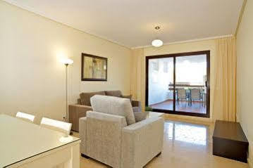 Hotel Tryp Valle Romano 4*