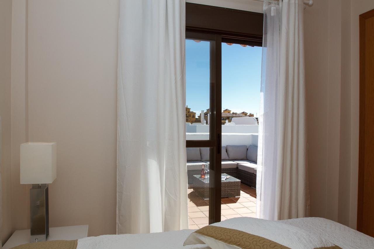 Golf Hills Apartamento