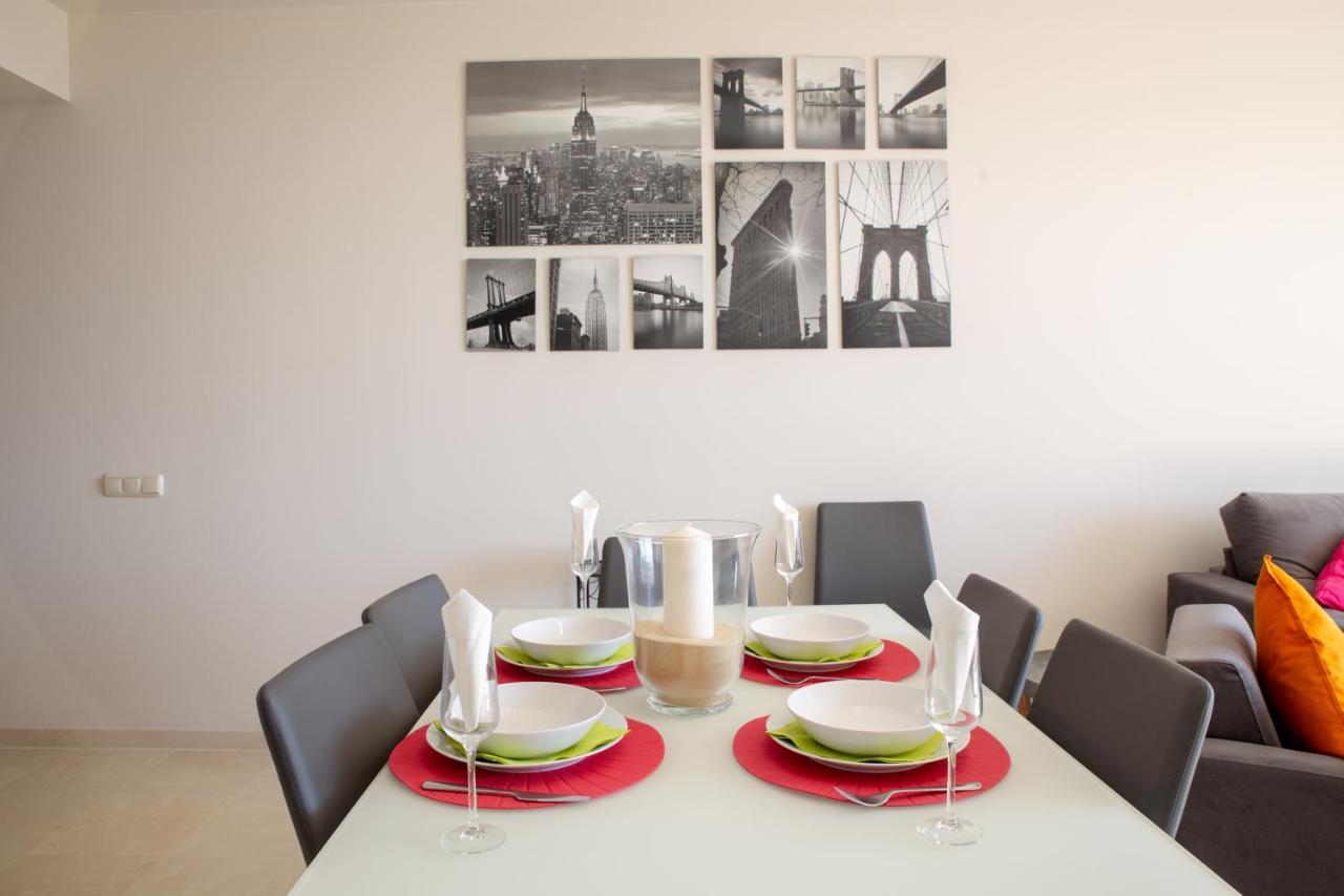 2237-modern With Private Apartment *