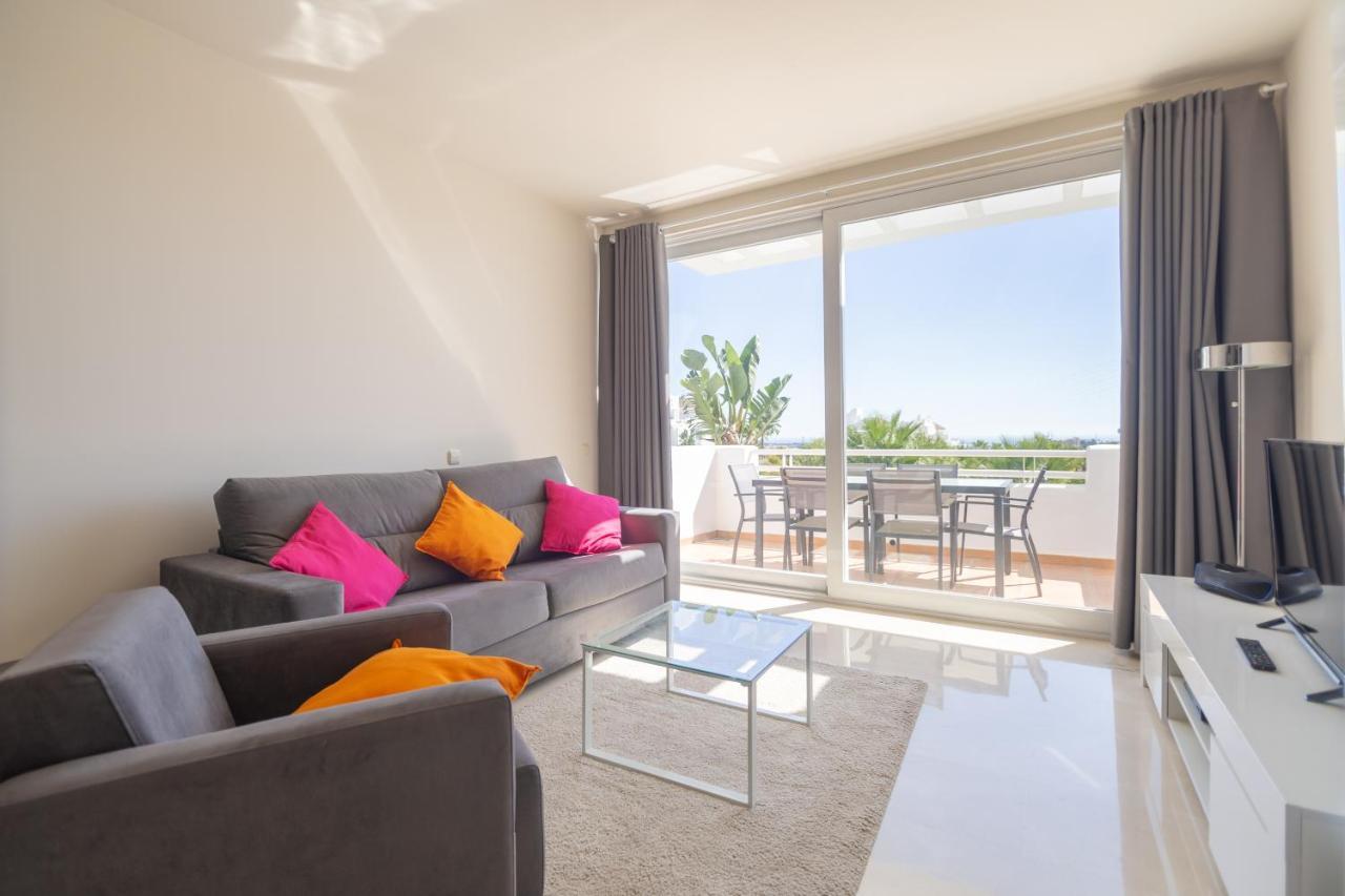 2237-modern With Private *