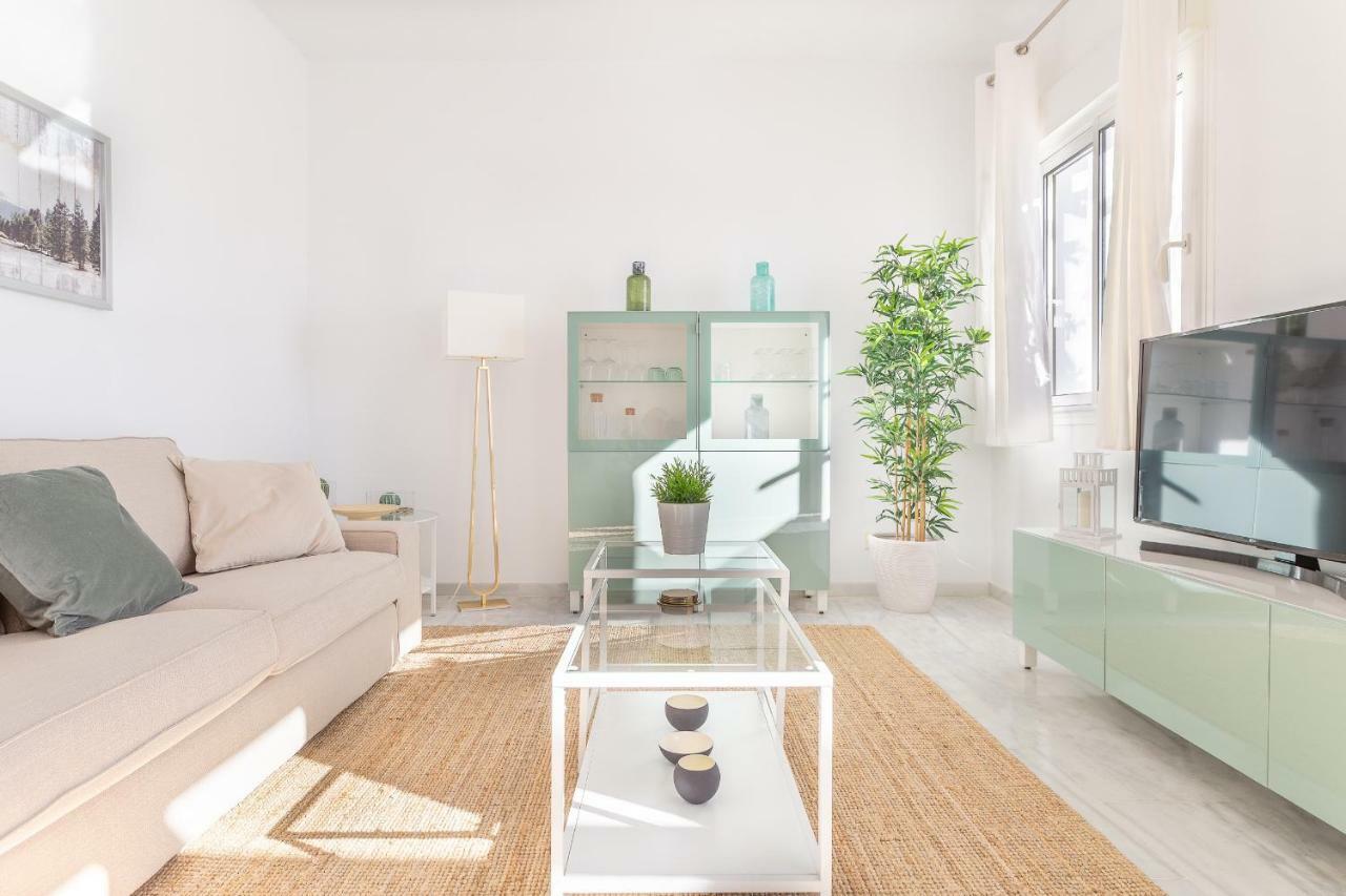 2266-amazing Newly Furnished Apt,on Golf, Sea View Appartement Estepona