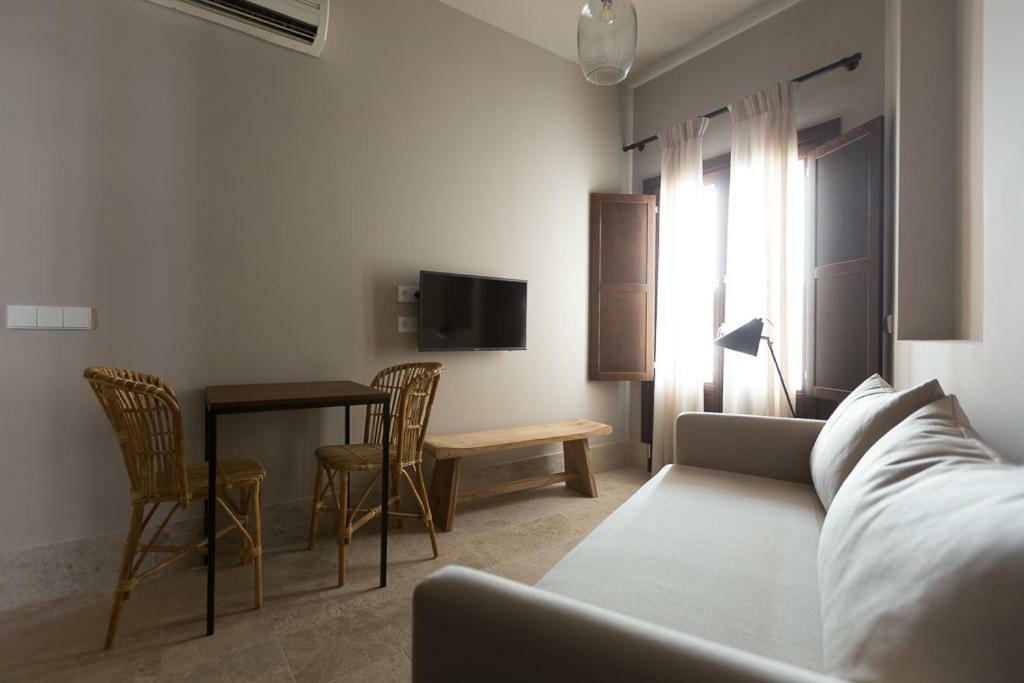 Appartement Chacon & *