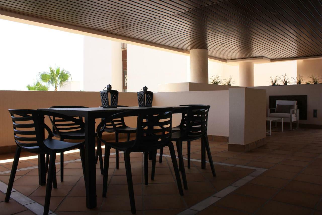 104 - With Private Swimming Pool