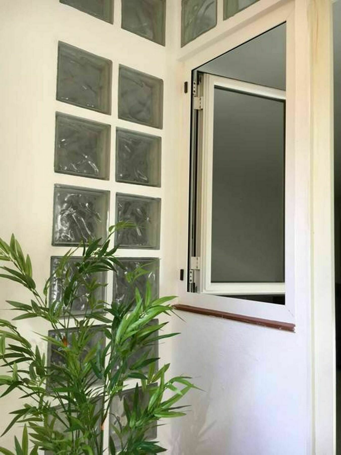 With One Bedroom In Estepona, With Pool Access And Furnished * Estepona