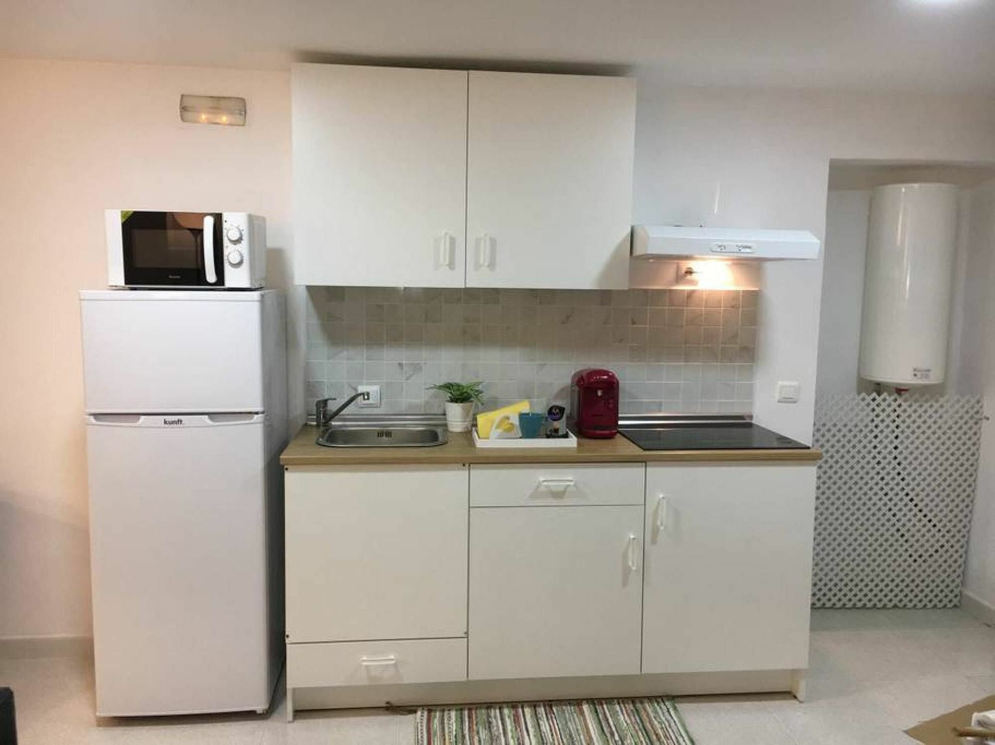 Appartement With One Bedroom In Estepona, With Pool Access And Furnished *