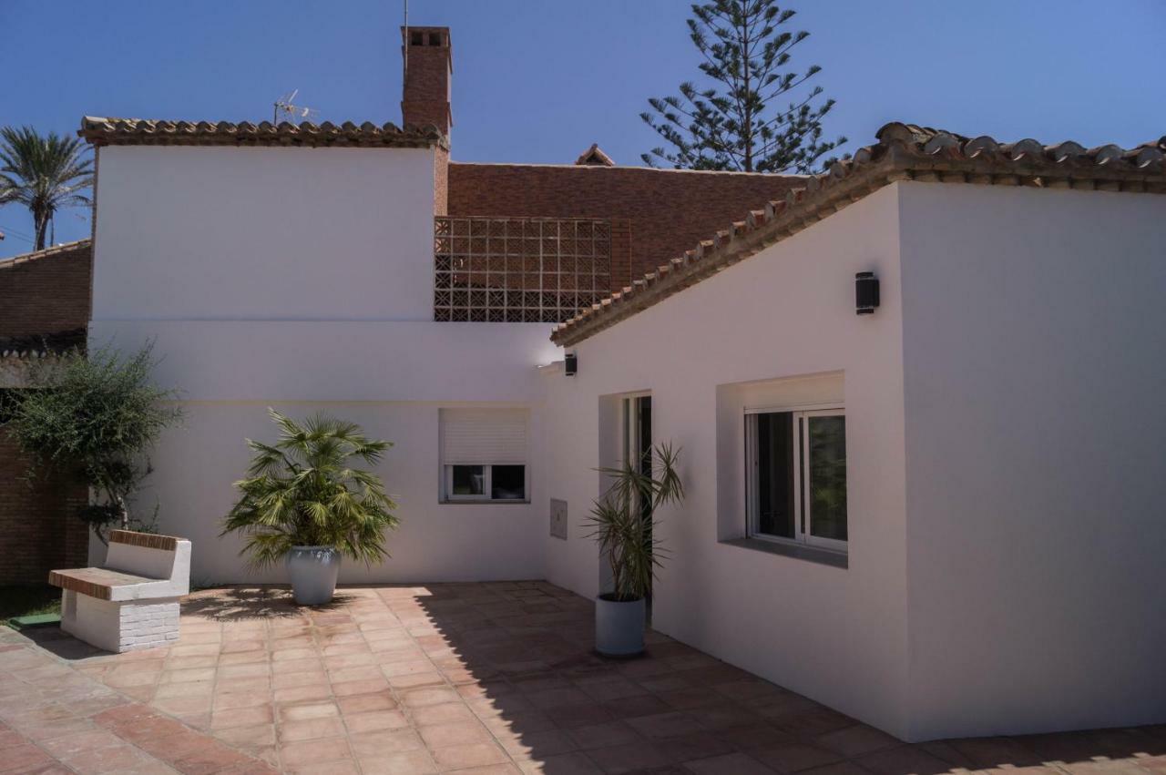 Vakantiehuis Beach-front Bahia Dorada
