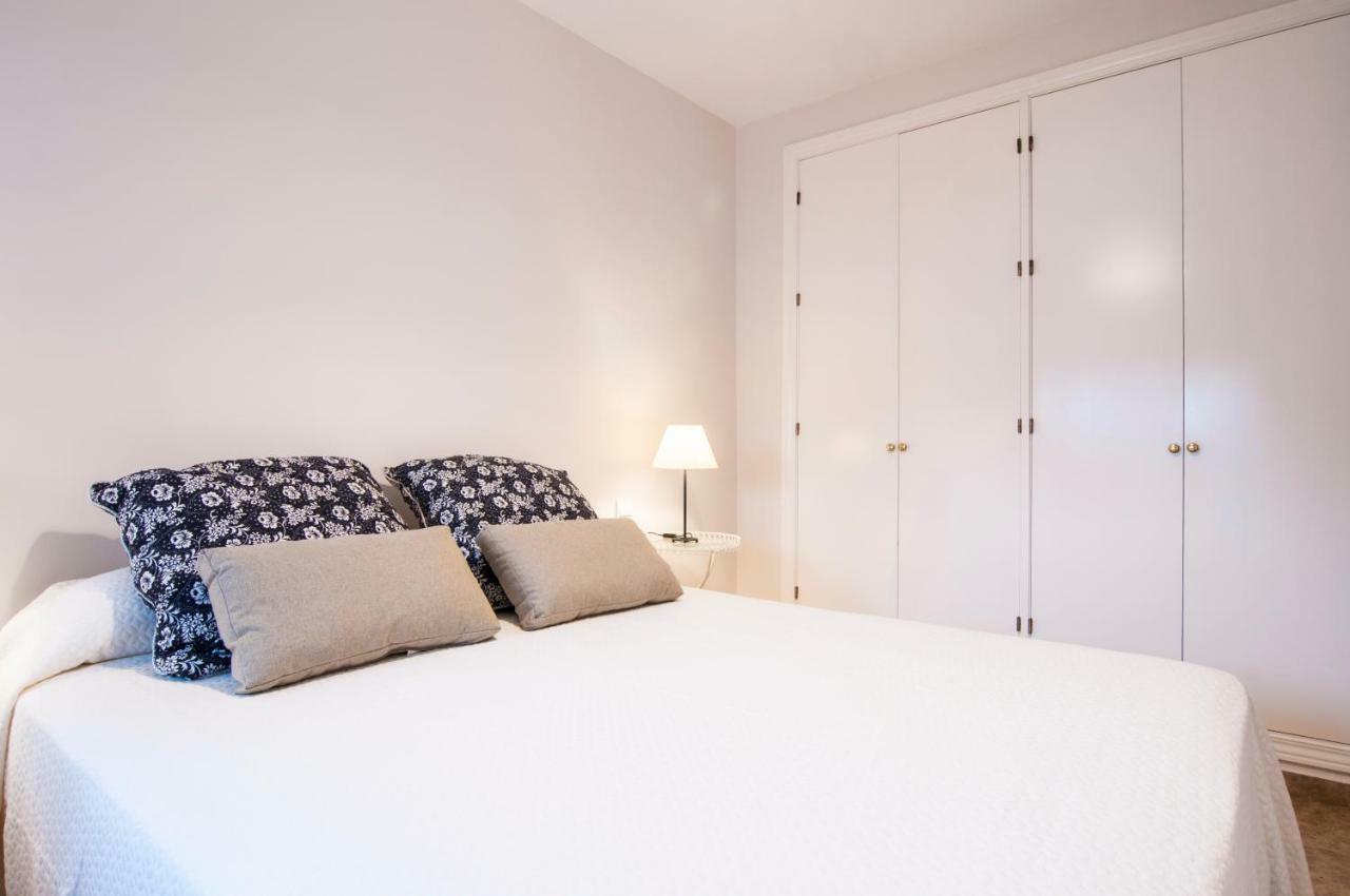 Puerto Deportivo Apartment *