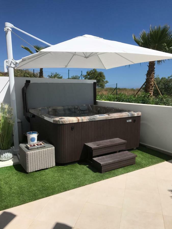 Luxe In De Cortesin D38 *