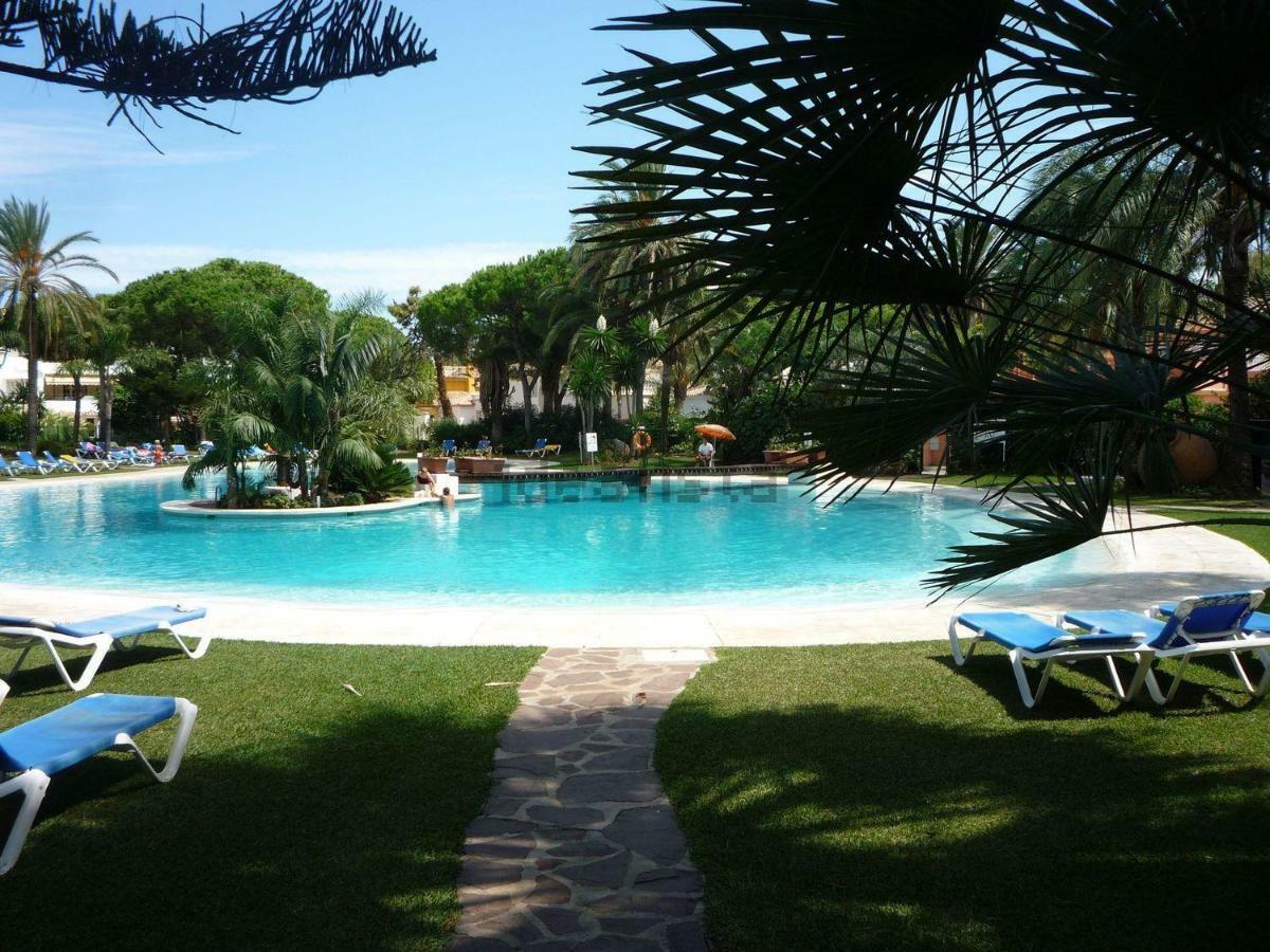 In El Presidente Side New Golden Mile Apartamento