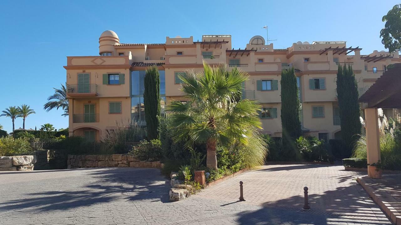 Four Seasons Los Flamingos Apartment Estepona