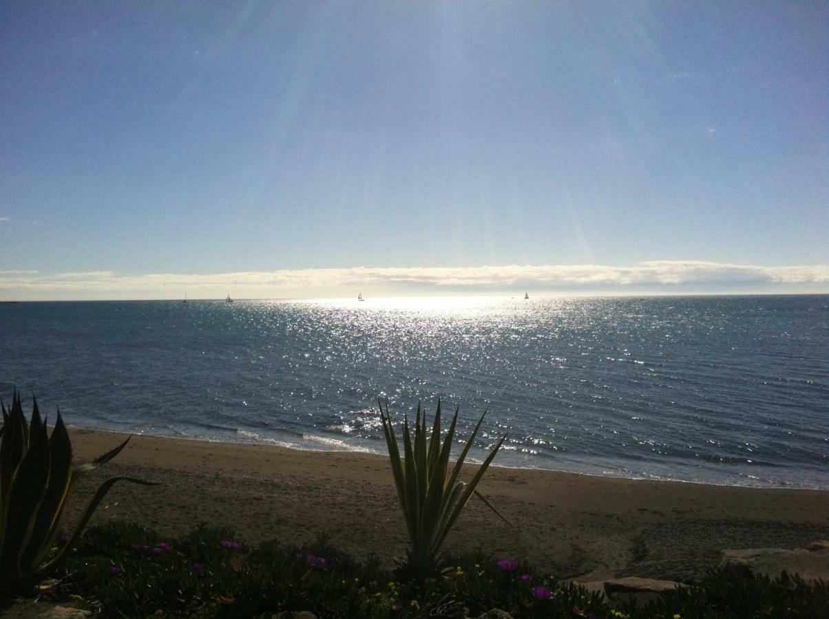 Holiday home Urb Playa Azul 24 Estepona