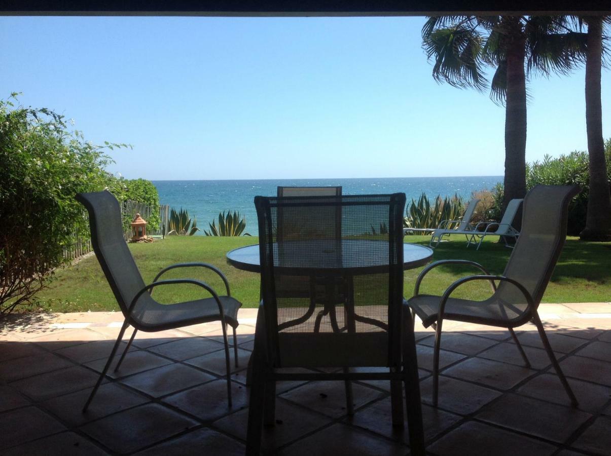 Urb Playa Azul 24 Estepona