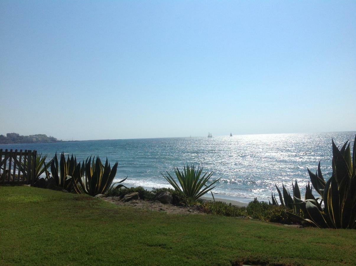 Holiday home Urb Playa Azul 24 *