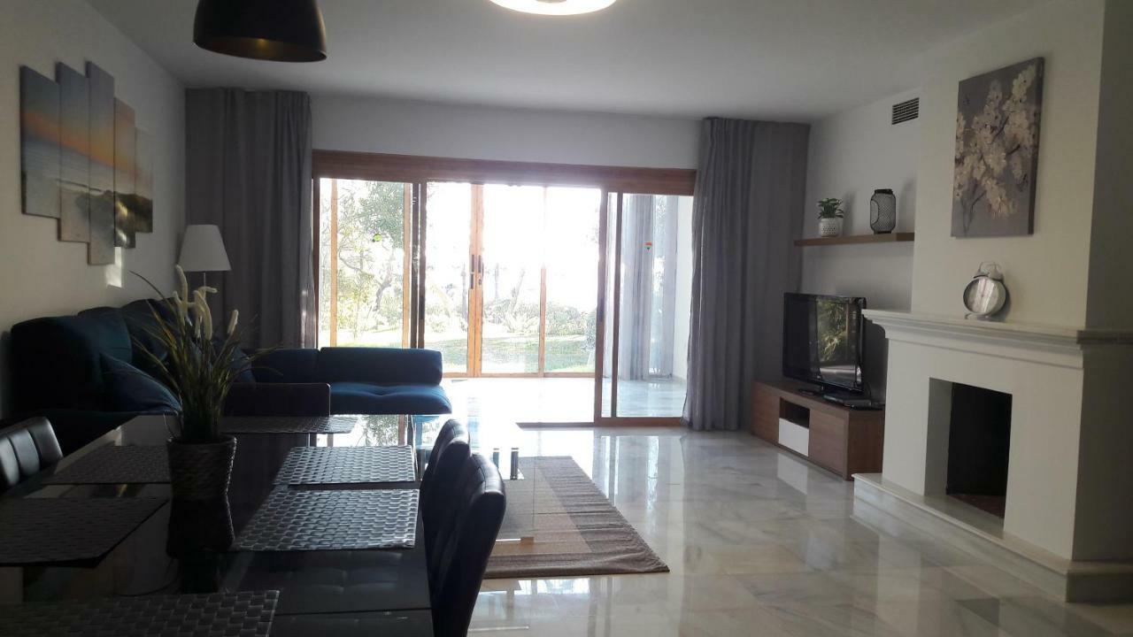Apartment El Velerin *