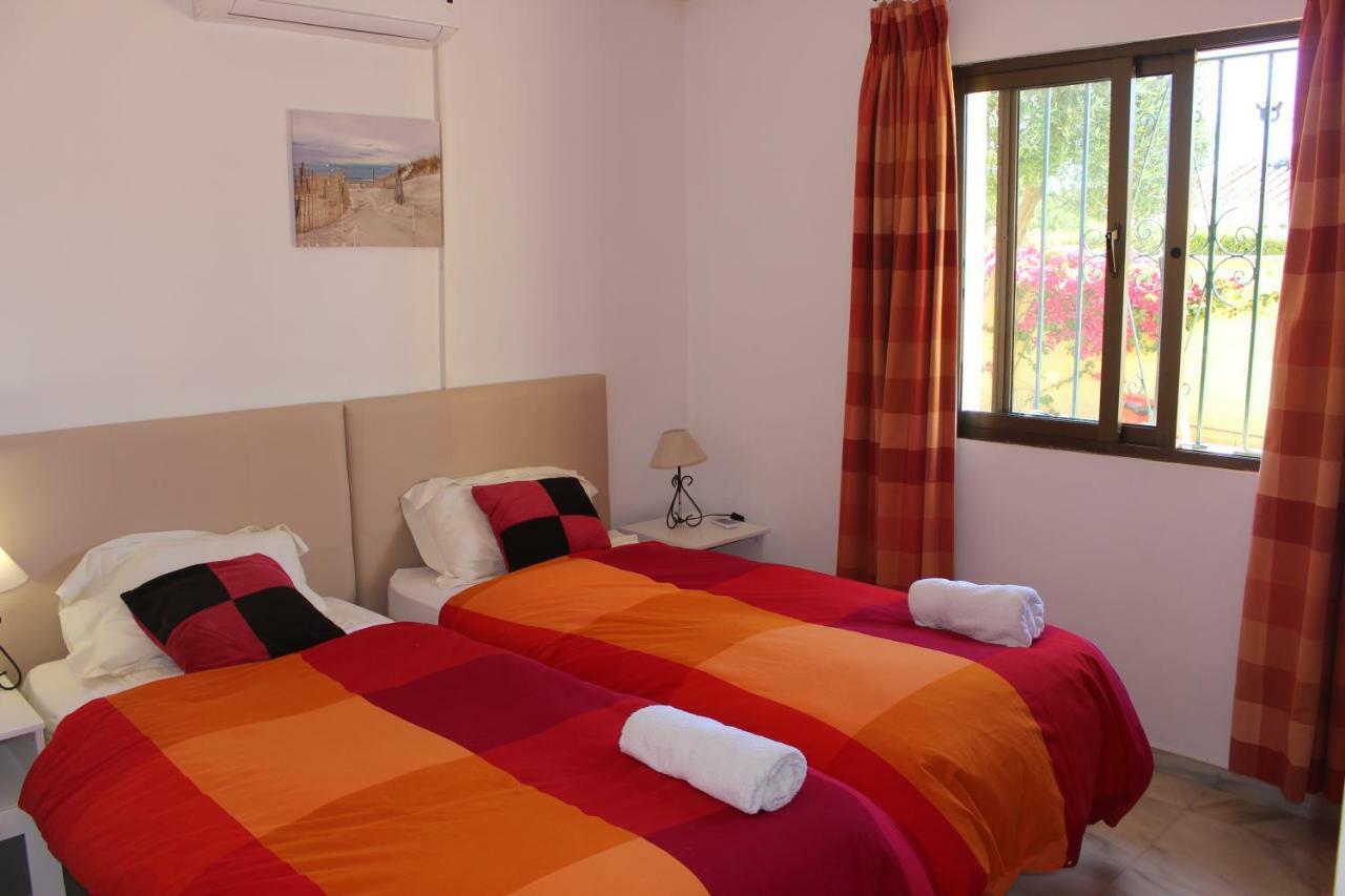 Bart Villa *