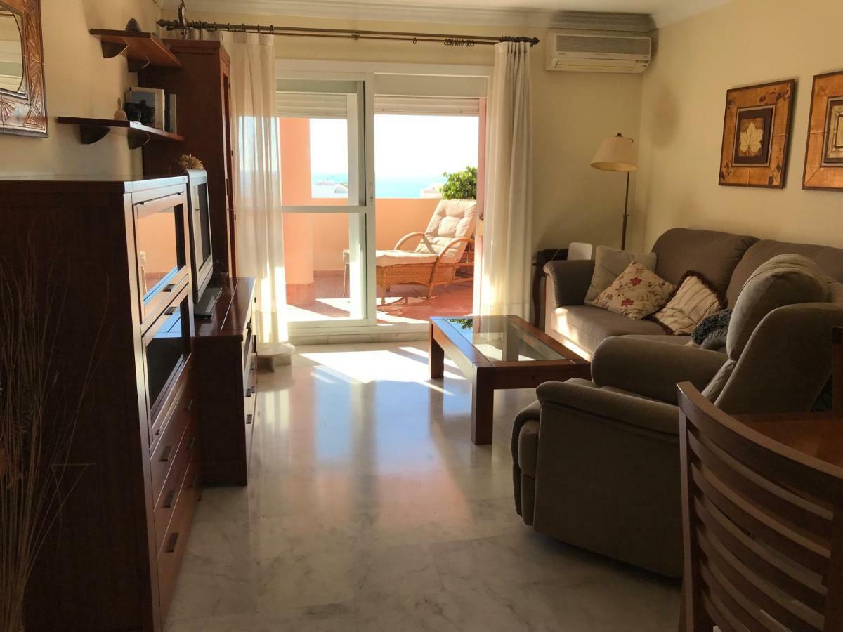 Sub-ático Con Parking En El Centro De * Estepona
