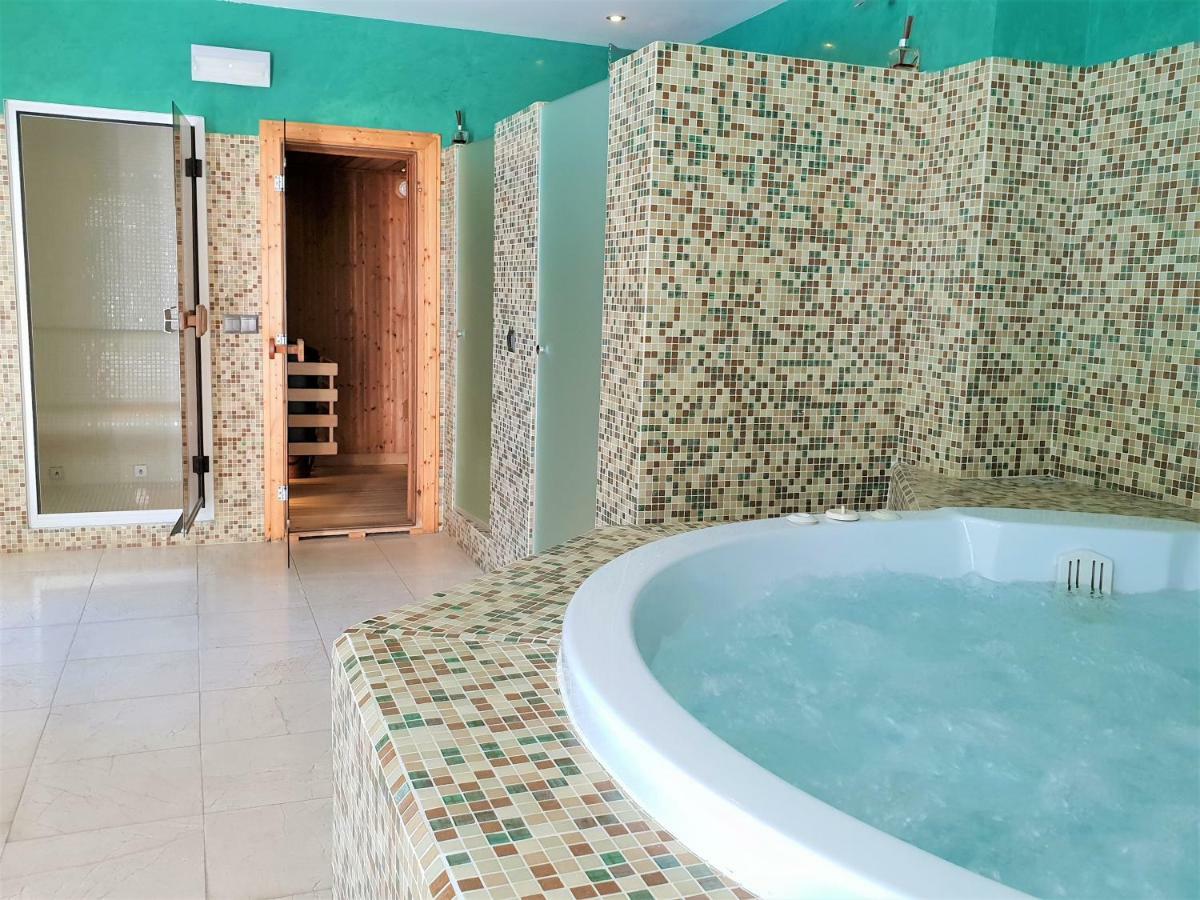 Luxury Frontal To The Sea In Doncella