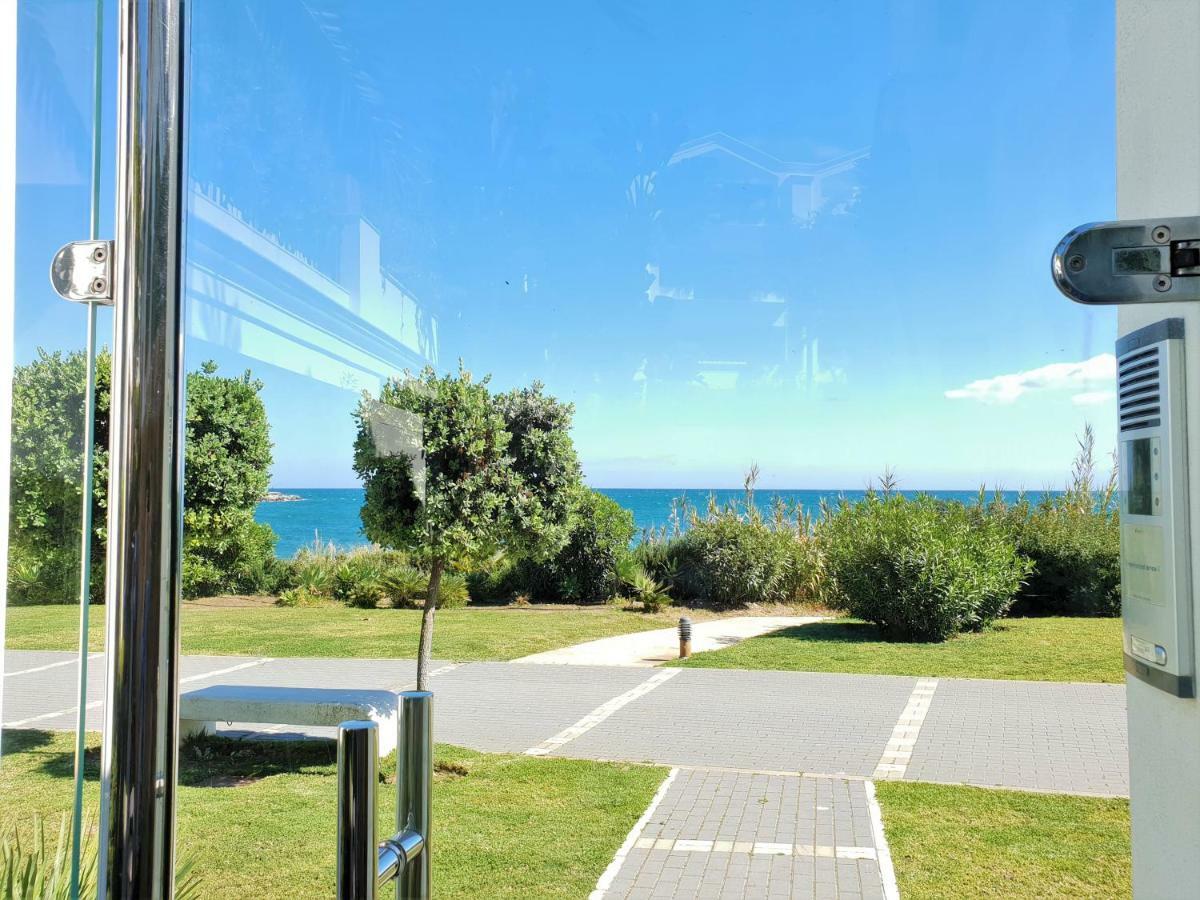Luxury Frontal To The Sea In Doncella Apartment Estepona
