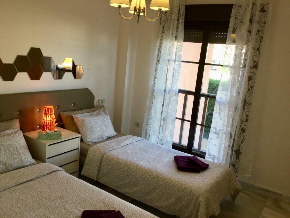 Hacienda Del Sol Beachside&golf Marbella Puerto Banus Apartamento Estepona