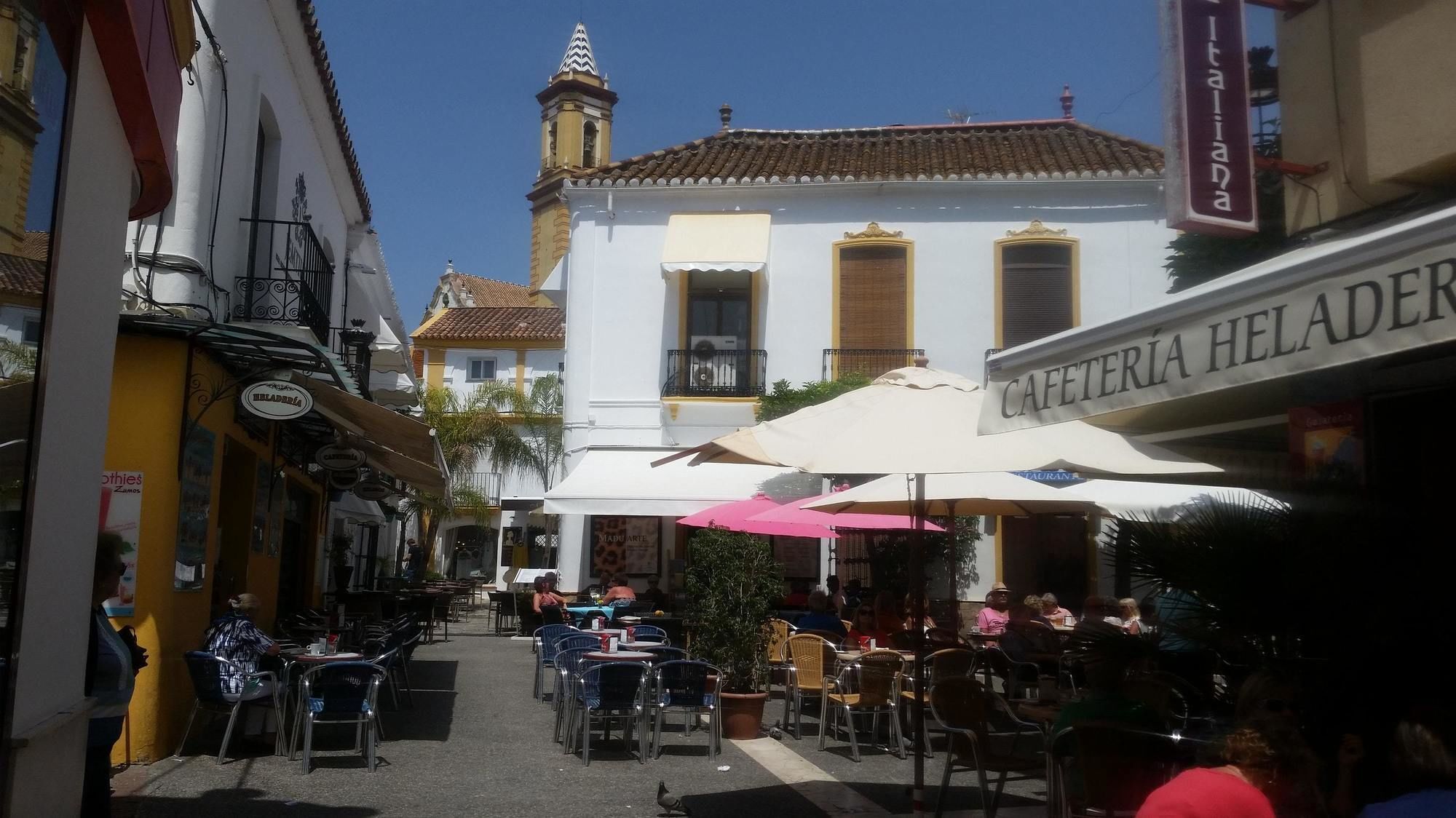 With 2 Bedrooms In Estepona, With Wonderful Sea View, Pool A Estepona