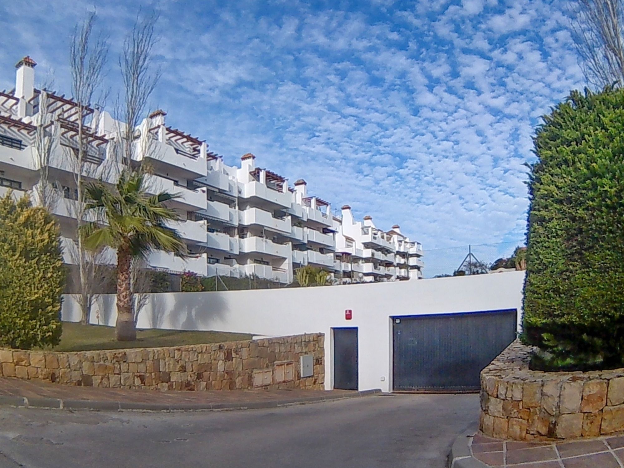 With 2 Bedrooms In Estepona, With Wonderful Sea View, Pool A Apartment Estepona
