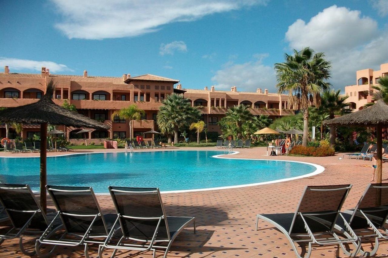 Oh Caledonia Hotel 4*