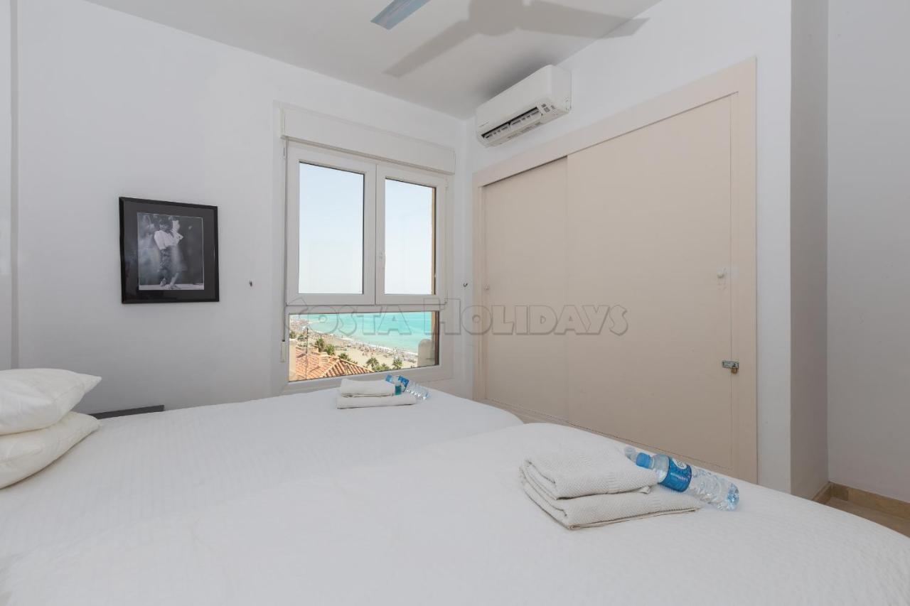 Reales 8c * Estepona