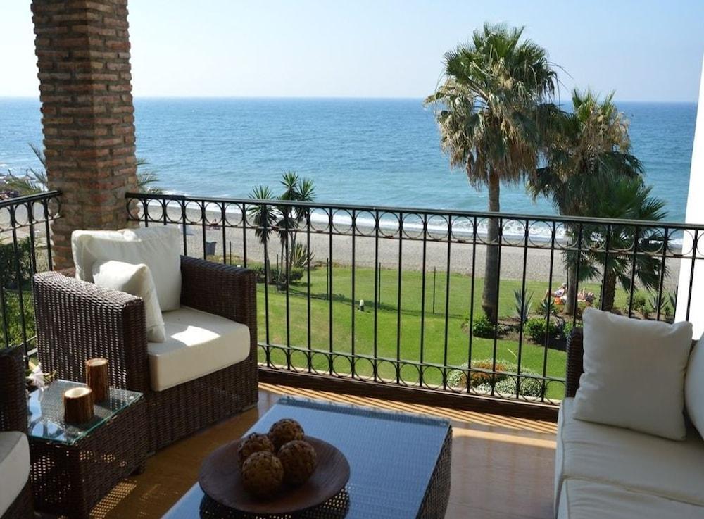Apartamento Hb First Line In Hacienda Roomservice Estepona