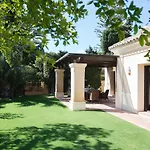 Villa Casasola
