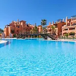 Marbella Apartment - Luxury & Spacious Next To Marriott Playa Andaluza - Private Heated Jacuzzi