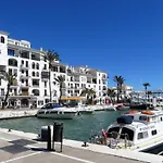 Salinas. Apartment For 4. Terrace/Parking/Pools/Gym/4Mins Beach