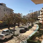 Apartamento De 3 Dormitorios - Cerca Del Puerto Y La Playa