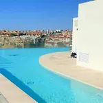 Lujoso Apartamento Nuevo Playa Centro