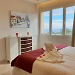 Fantastic Apartment In Front Of The Sea & Marina