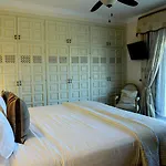 Casa Michael - El Paraiso, Marbella