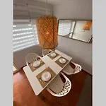 Apartamento En Urbanizacion Parque Antena, Estepona, Totalmente Renovado